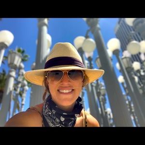 Meet your Posher, Chesa